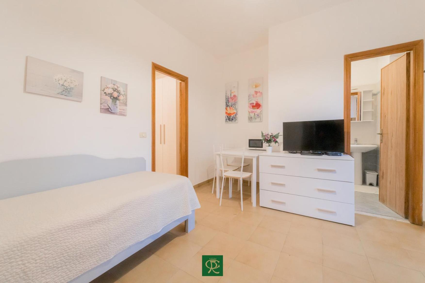 Albatros Aparthotel Capoliveri  Exteriör bild