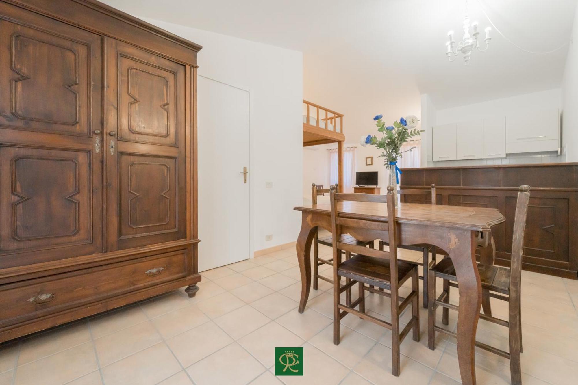 Albatros Aparthotel Capoliveri  Rum bild